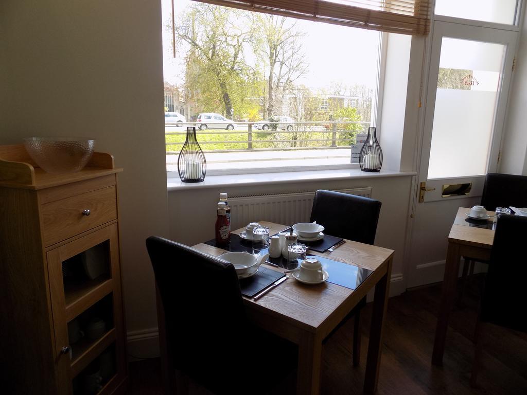 River Lodge B&B Ltd Сполдинг Екстериор снимка